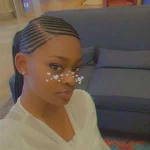 Meet your Posher, Miyanna